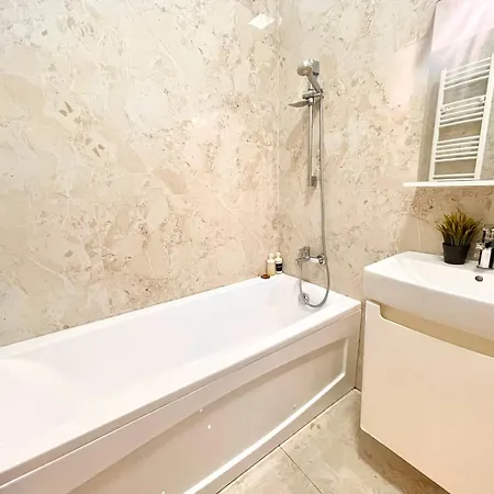 Address 26 - Palace Of Parliament Area Appartement