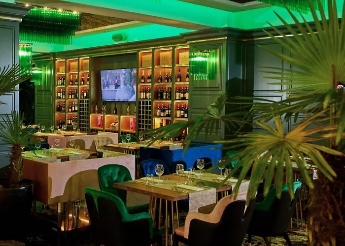 Address 26 - Palace Of Parliament Area アパート