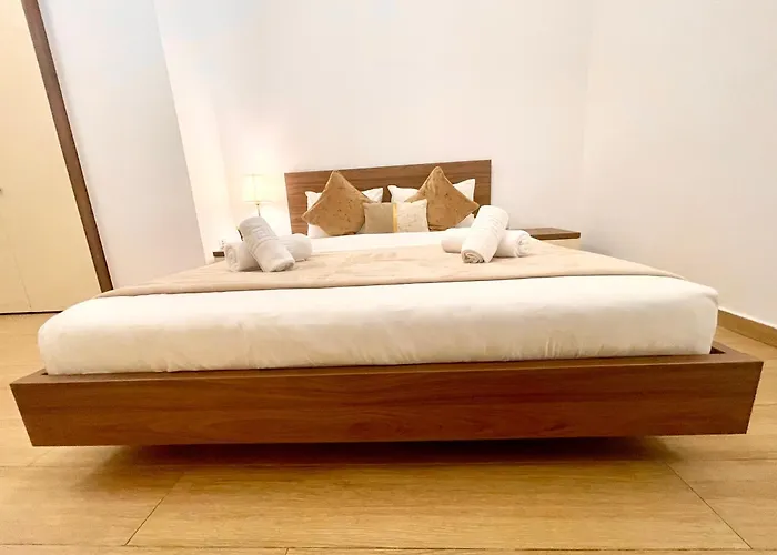 Address 26 - Palace Of Parliament Area アパート *